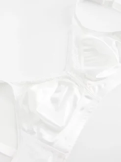 Bh><noscript><img width=