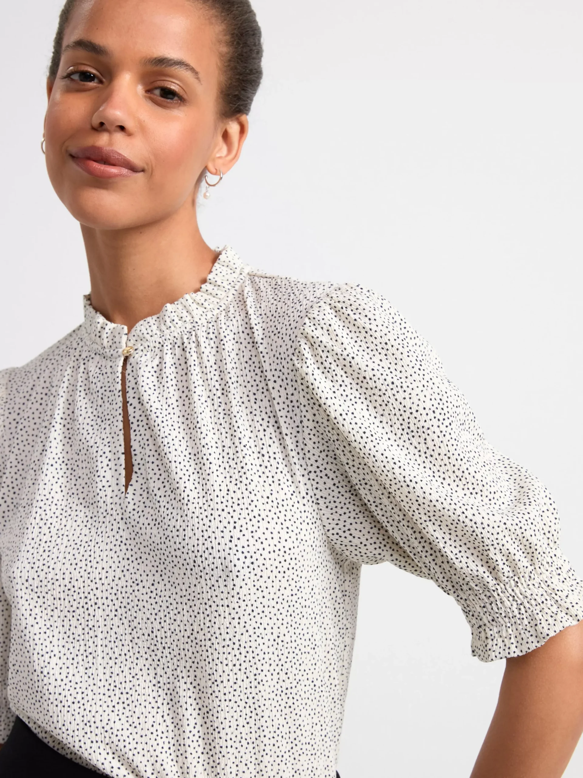 Toppar & T-Shirts>Lindex Topp Med Puffarm Och Struktur Off White