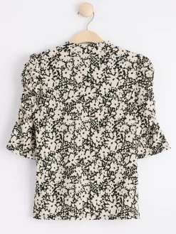 Toppar & T-Shirts><noscript><img width=