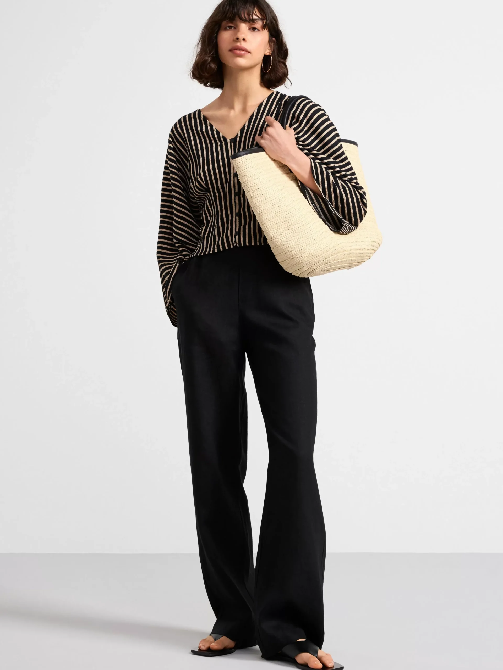 Toppar & T-Shirts>Lindex Trikablus Med Struktur Black