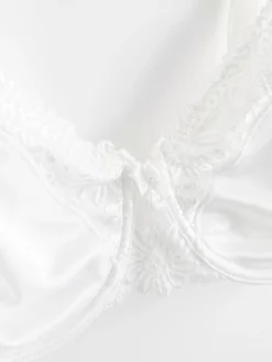 Bh><noscript><img width=