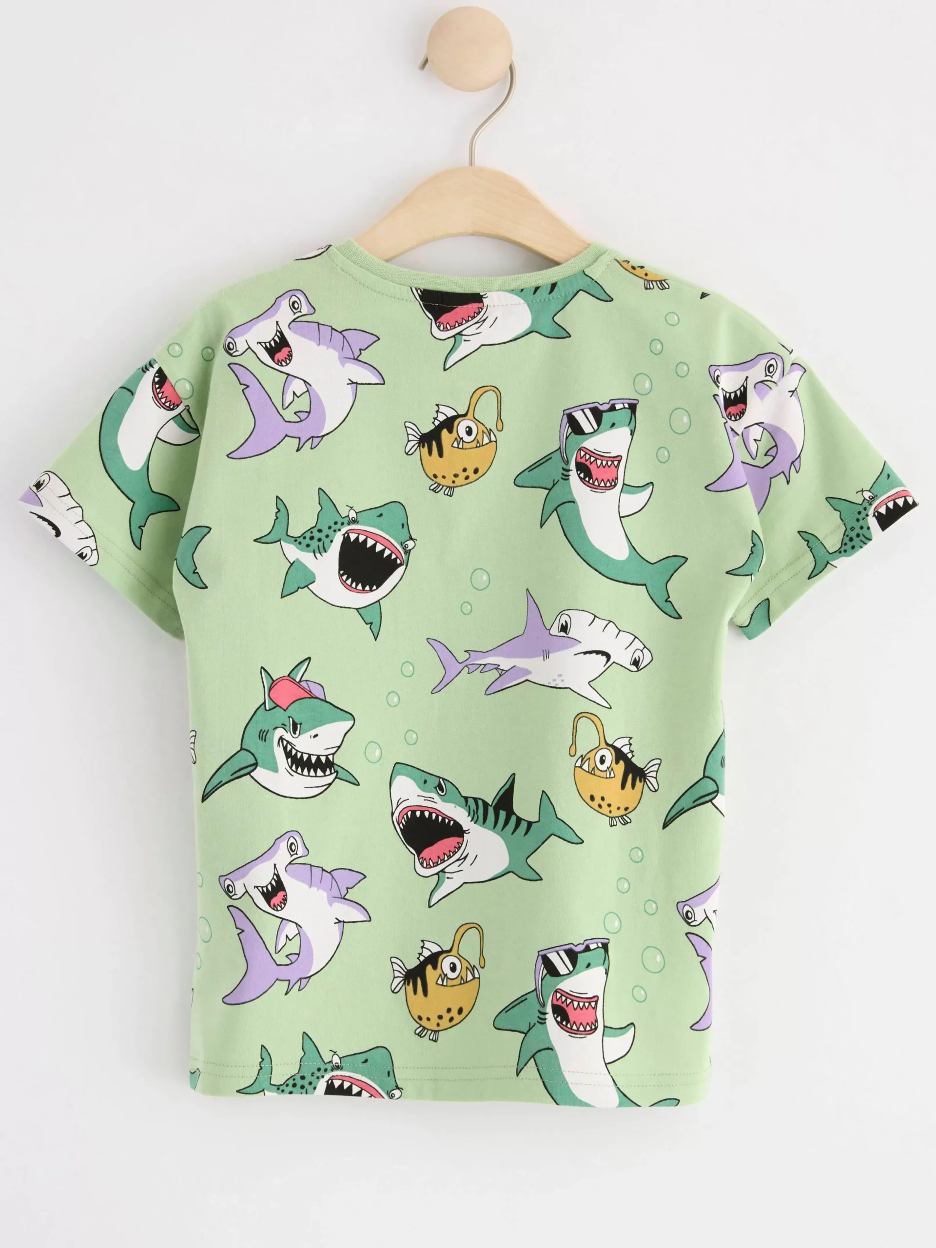 Toppar & T-Shirts>Lindex T-Shirt Med Hajmonster Light Dusty Green