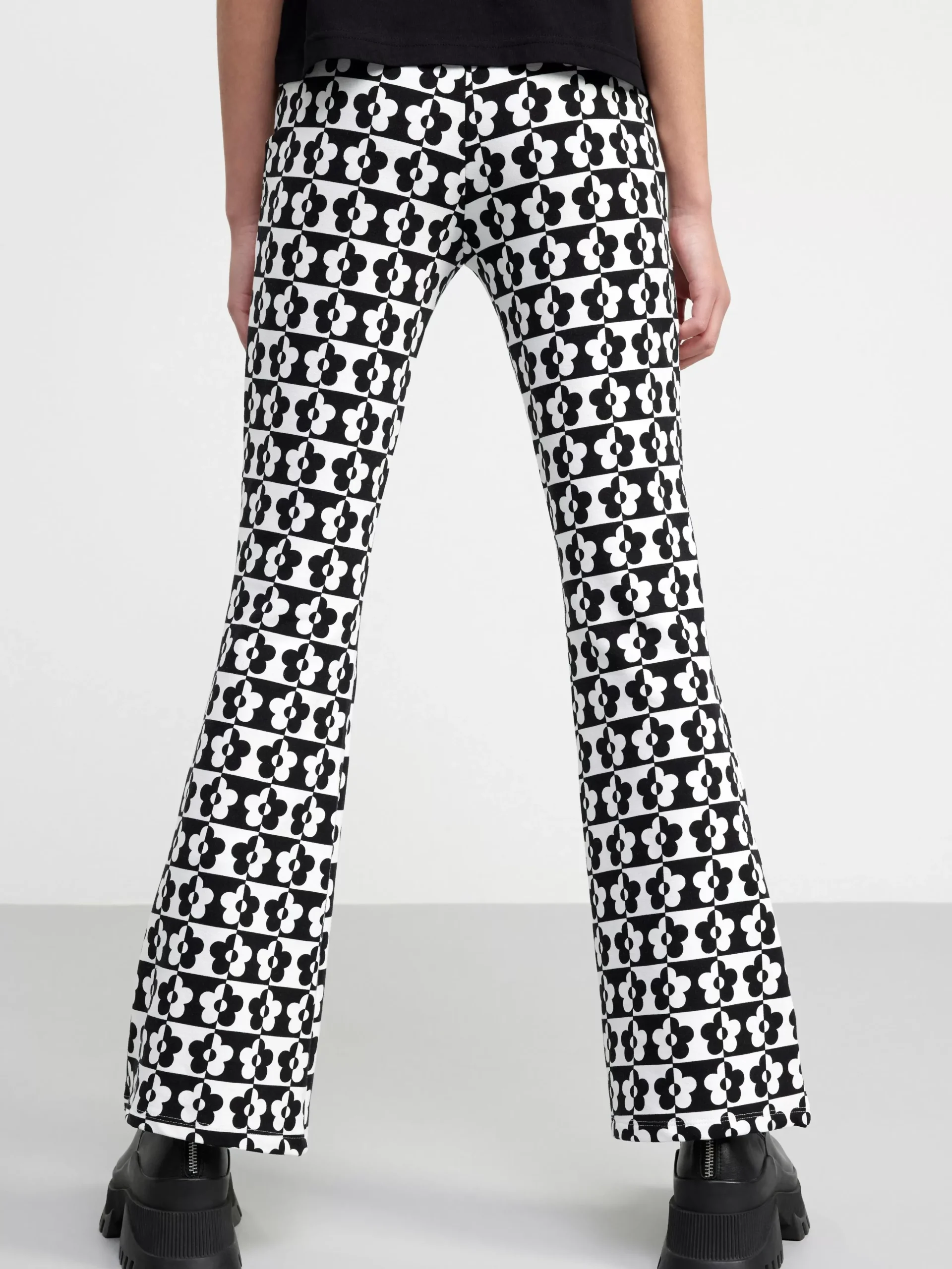 Byxor & Leggings>Lindex Utsvangda Leggings Med Borstad Insida Black