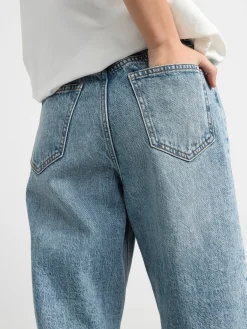 Jeans><noscript><img width=