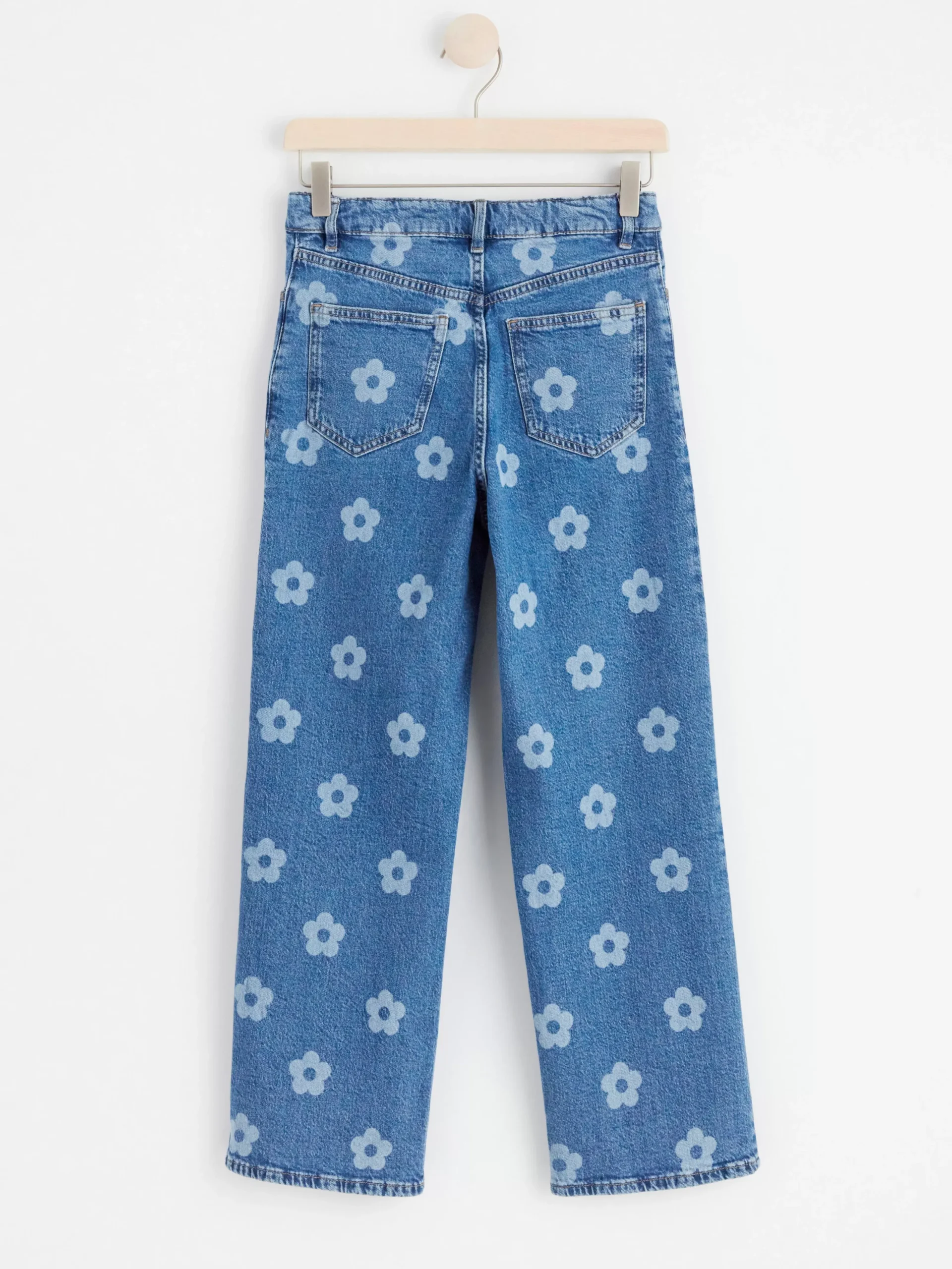 Jeans>Lindex Vanja Vida Jeans Med Hog Midja Och Blommor Denim