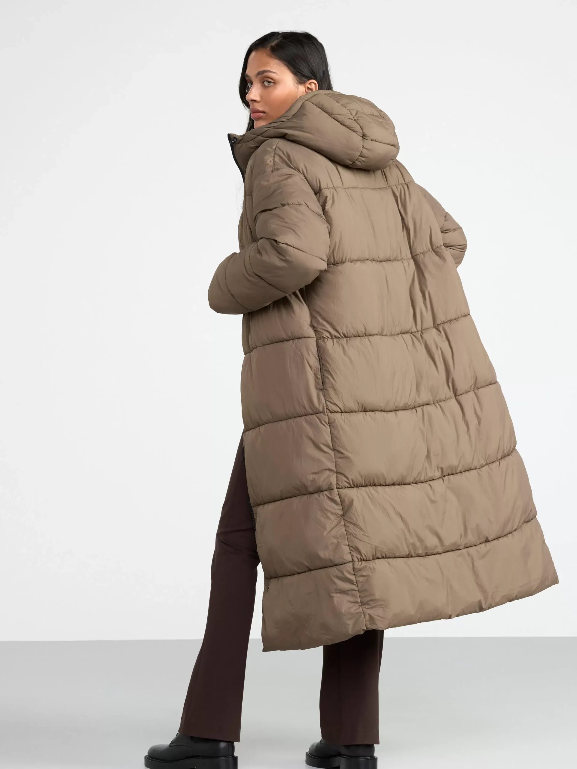 Ytterkläder>Lindex Vattenavvisande Vadderad Jacka Med Avtagbar Huva Dark Brown