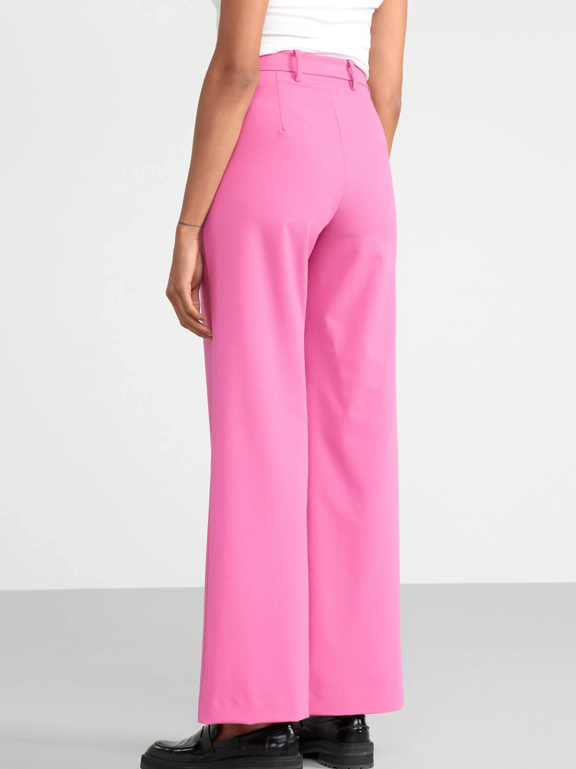 Byxor>Lindex Vid Byxa Med Normalhog Midja Dark Pink