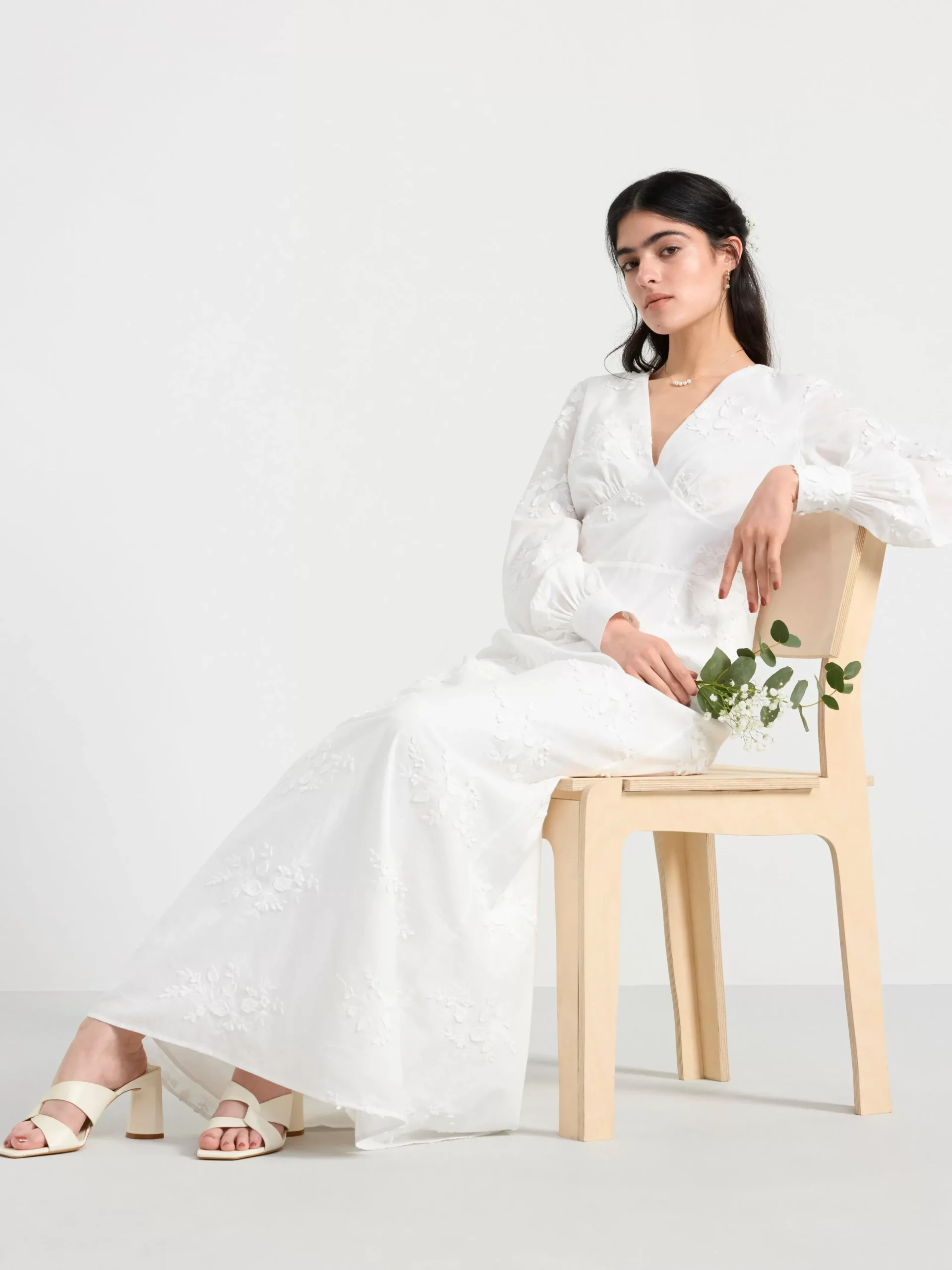 Klänningar>Lindex Vit Klanning Med Blombroderier White